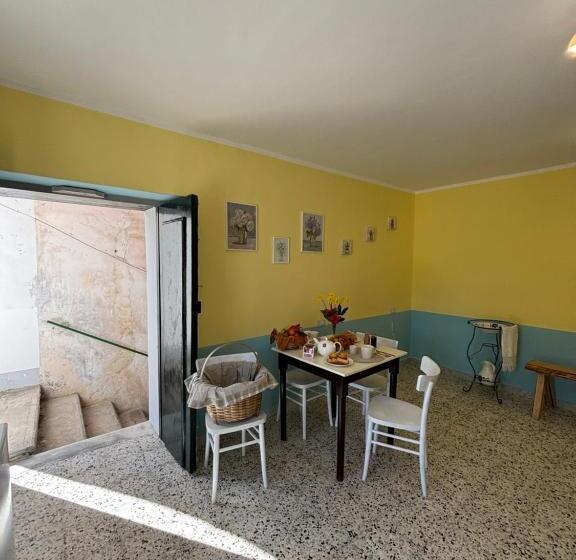 Номер Стандарт с Террасой, Lucy S Guest House Amalfi Coast