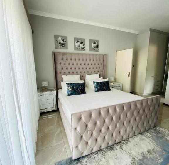 Номер Стандарт, Mbombela Luxury Villa