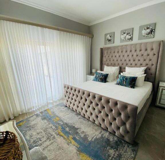 Номер Стандарт, Mbombela Luxury Villa