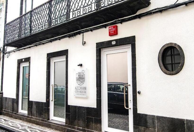 اتاق استاندارد با بالکن, Azoriani City Hostel Ponta Delgada