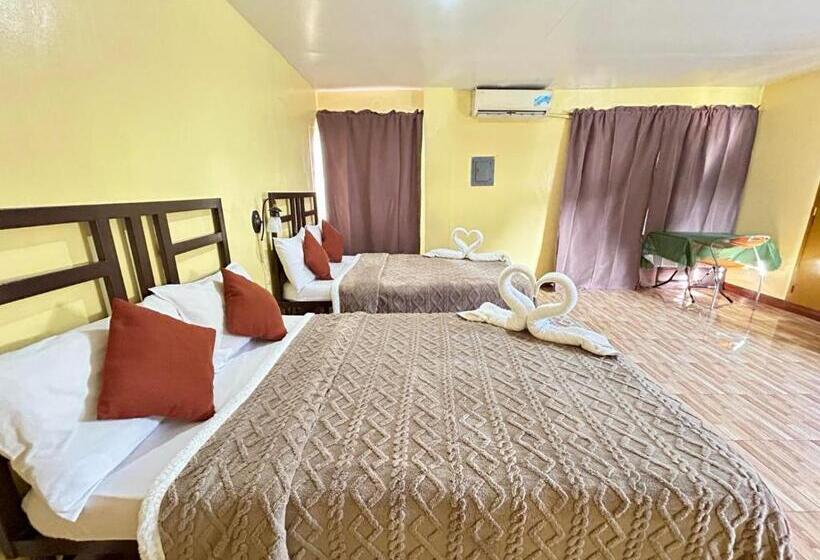 Семейный Номер Deluxe, Elegance Guesthouse