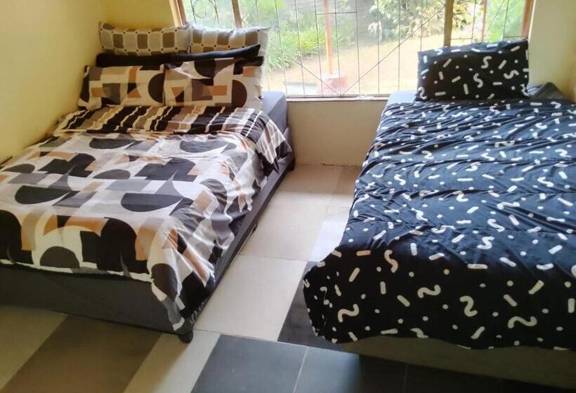 Трехместный Номер Deluxe, Kempton Park Lodge Esther Park