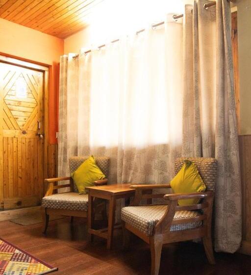 디럭스 룸, Kasar Himalaya Holiday Resort, Binsar Rd