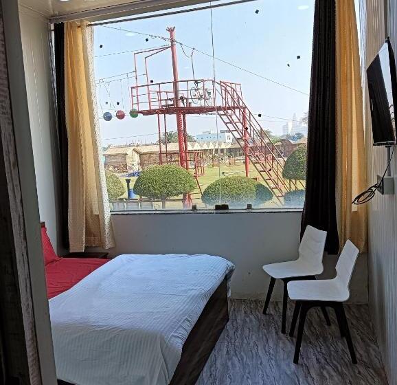 标准间, Krishna Funland Restaurant And Guest House