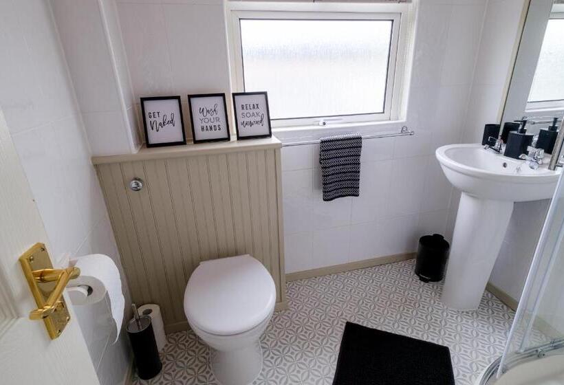 Дом 1 Спальня, Banchory House   Sja Stays   2 Bed House