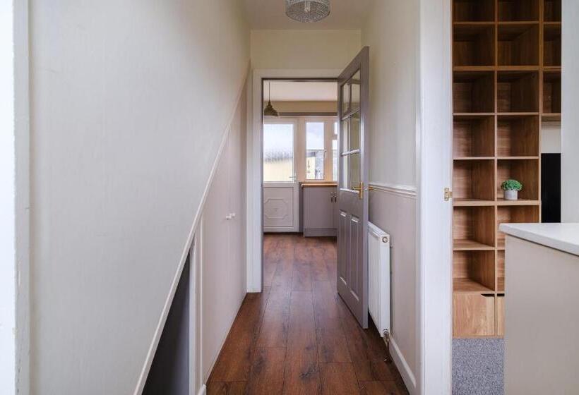 Дом 1 Спальня, Banchory House   Sja Stays   2 Bed House