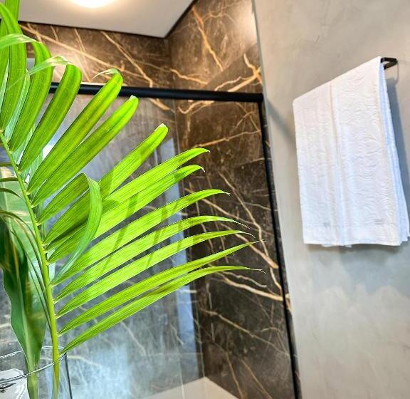Четырехместный Номер Стандарт с Балконом, Casa Al Mare