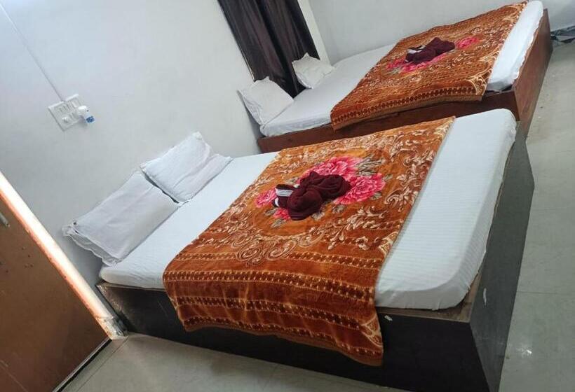 四人豪华间, Lucky Beach Resorts , Balasore