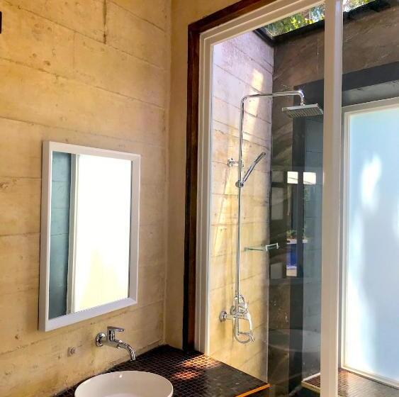 Люкс Вид на Море, The Livingspace Villa