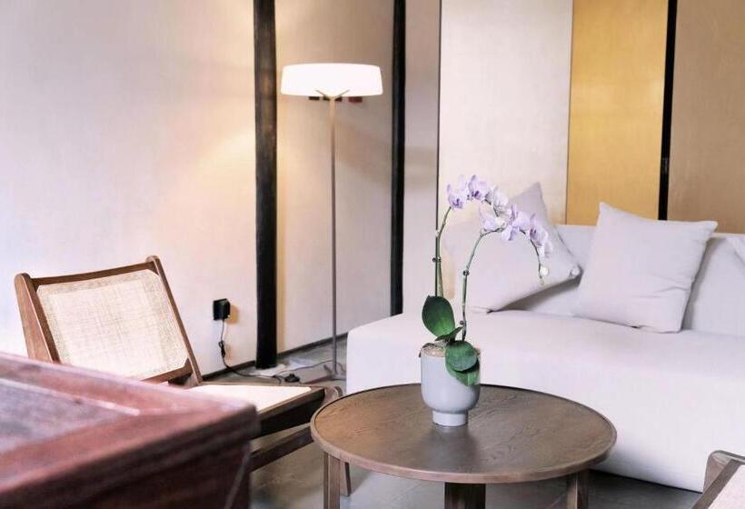 Büyük Çift Kişilik Yataklı Standart Oda, Glaze Garden
