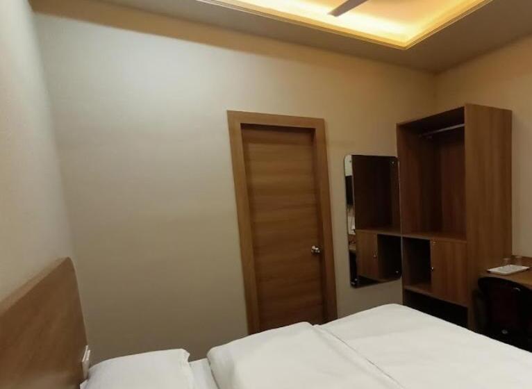 标准间, Vishram Inn
