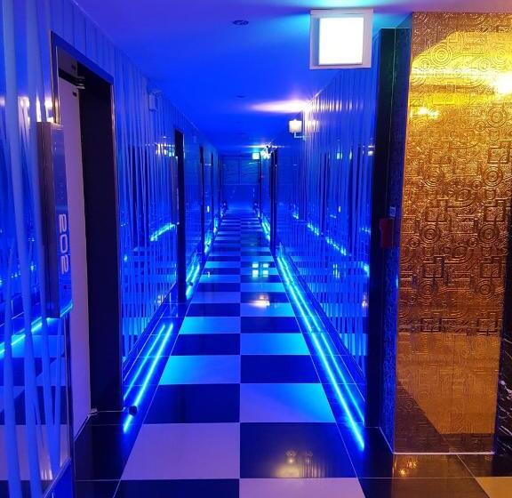 اتاق استاندارد, Star Motel