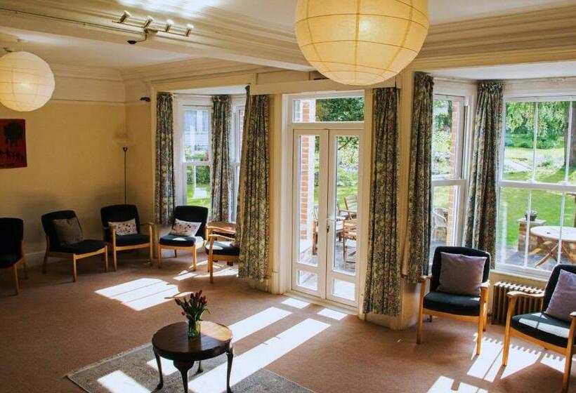 Номер Стандарт, Claridge House