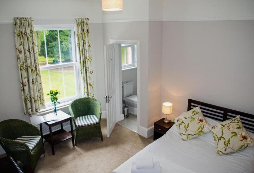 Номер Стандарт, Claridge House
