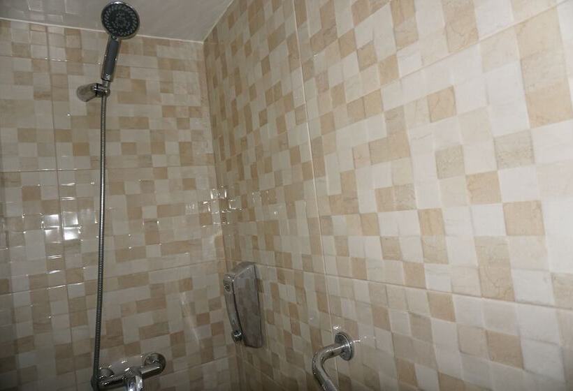 اتاق استاندارد, Hospederia Imar