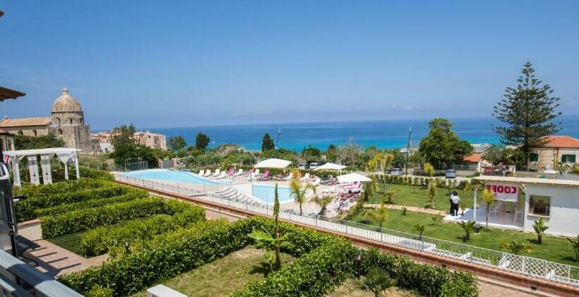 غرفة قياسية مطلّة علي البحر, Sentido Michelizia Tropea Resort