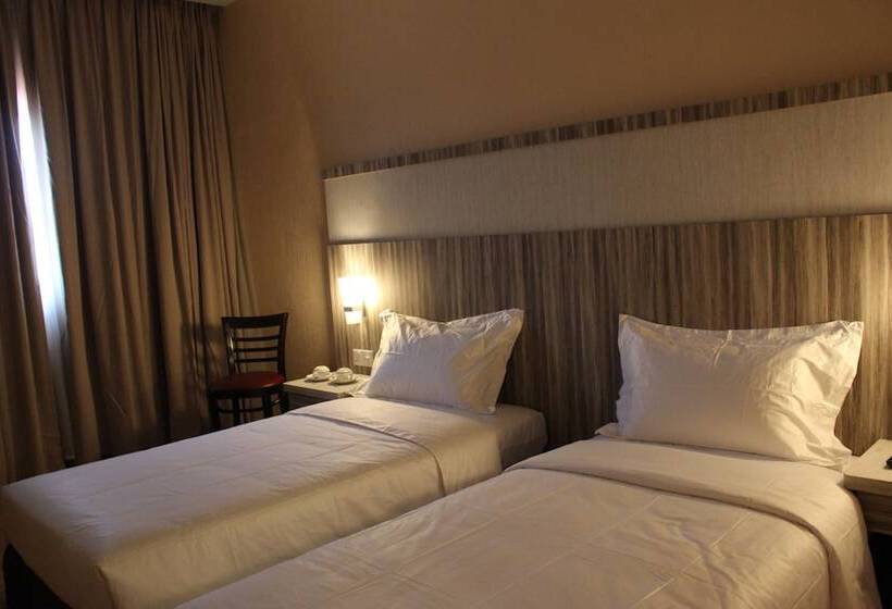 Номер Superior, The Golden Bay Hotel Batam