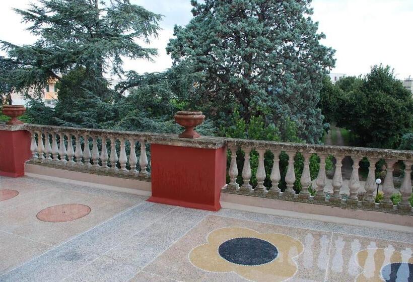 Люкс, Villarancia