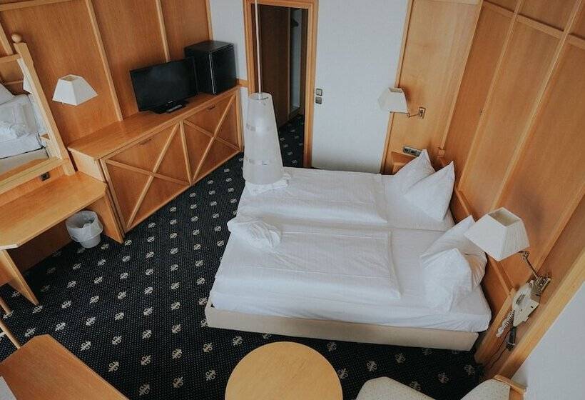 高级大房间, Sporthotel Am Semmering