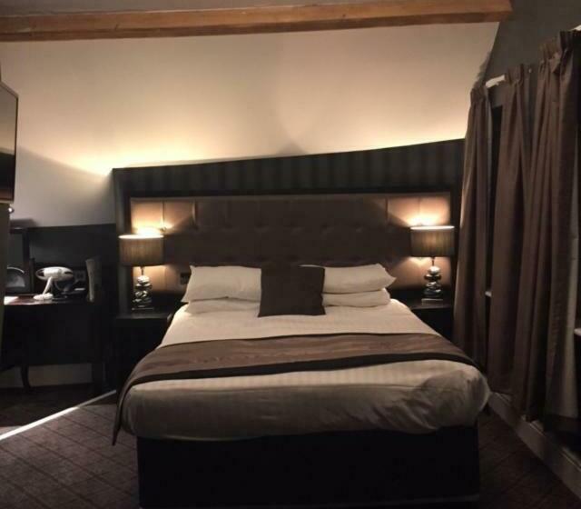 Номер Стандартный с Видом, The Angel Hotel Wetherspoon