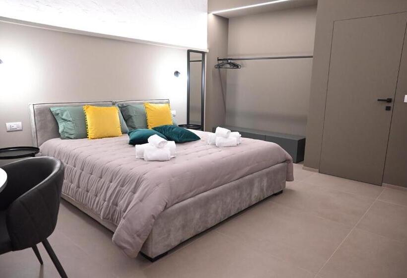 غرفة سوبيريور سرير كينج, Dimora Minelli Suites
