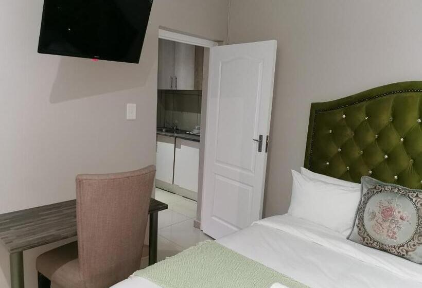 Семейный Номер, 18 On Kuruman B&b