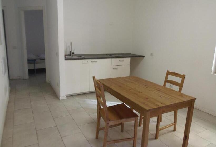 آپارتمان لوکس 1 خوابه, Apartaments Claudia Augusta