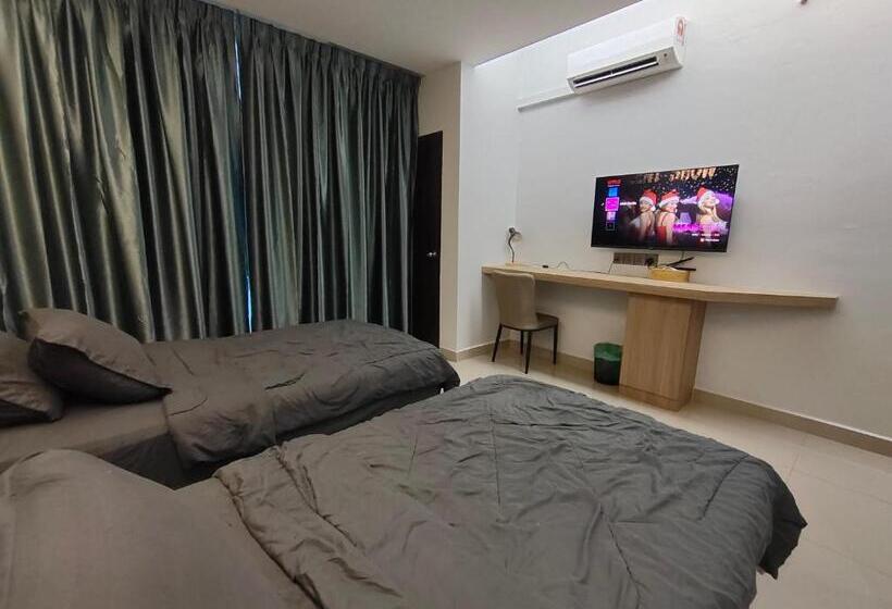 Номер Deluxe, Hanan Studio Apartment With Pool, Wifi & Netflix