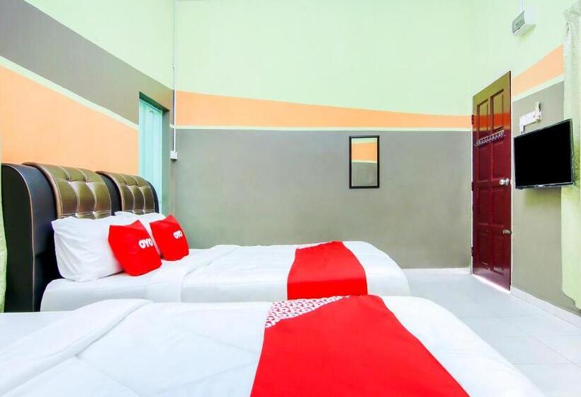 Семейный Номер, Tangkak Mawadahh Inn Stay