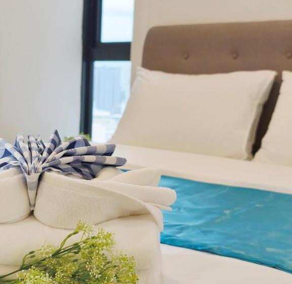 Люкс Вид на Море, Just Chillin Pool & Seaview Suites