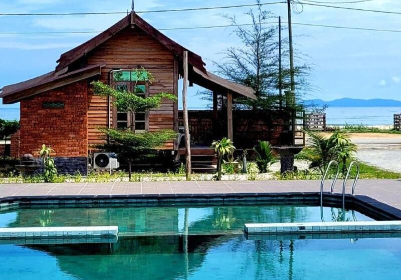 Трехместный Номер Deluxe Вид на Море, Pulang Resort