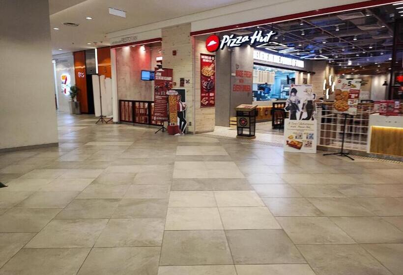带城市景观的套间, Kuala Lumpur Datum Jelatek   Klcc View   Infont Lrt And 5 Minutes To Klcc  Near By Gleneagles