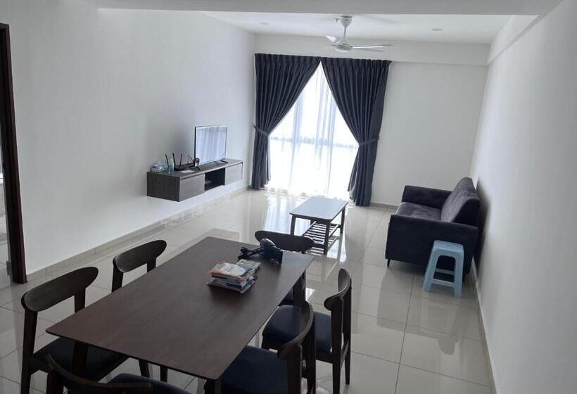 Family Suite, Menara Sentral At Juru Sentral
