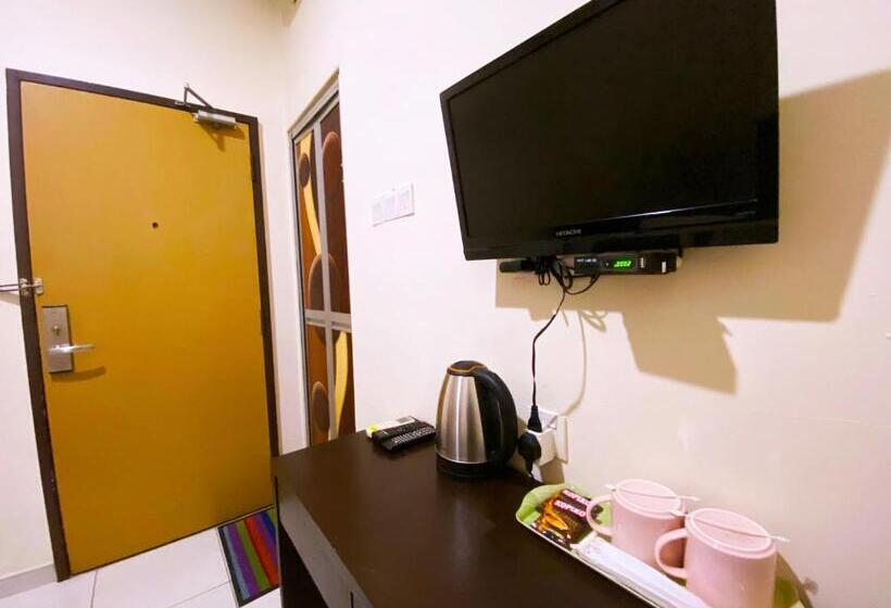 Номер Economy, Ze Xiang Hotel   Desa Jaya Ikea Self Check In