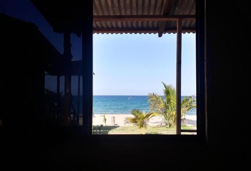 غرفة عائلية مطلّة علي البحر, Juara Seaview Chalet, Kampung Juara