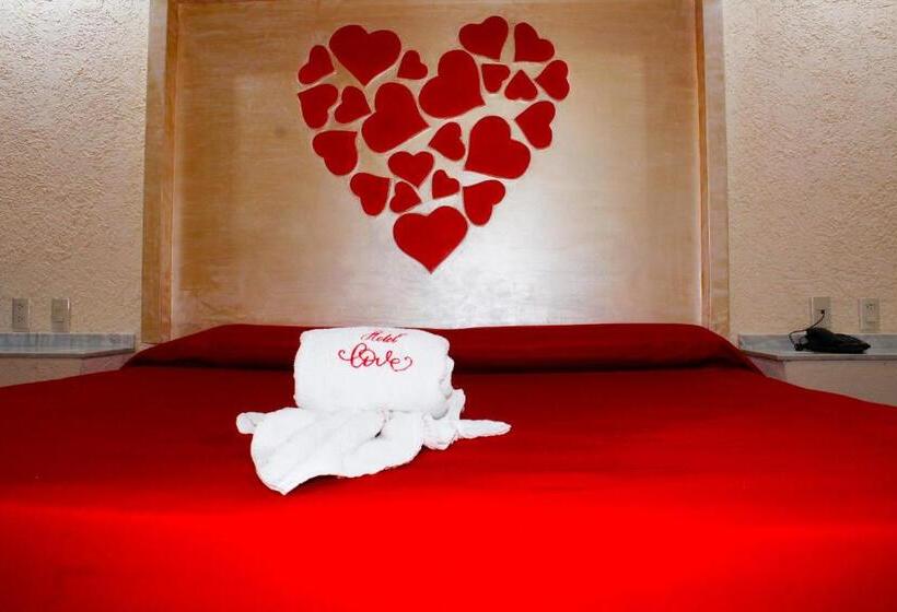 اتاق استاندارد با تخت بزرگ, Love