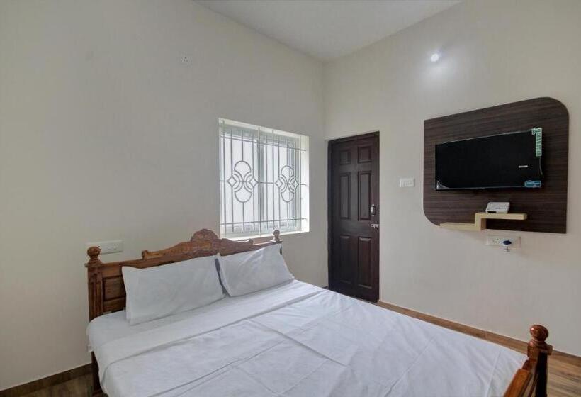 Трехместный Номер Классика, Oyo 46100 Sri Angalaparameshwari Cottage
