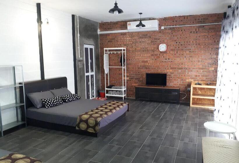 Семейный Номер Deluxe, Safar House & Cabin
