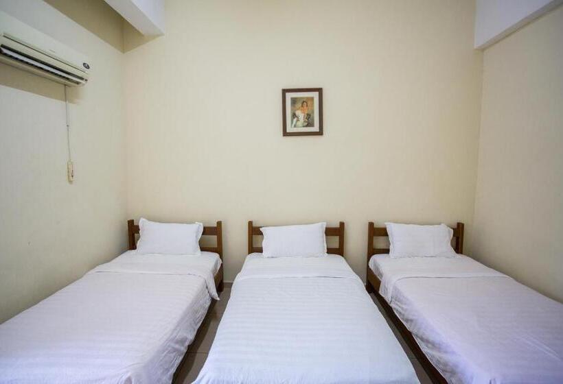 Номер Стандарт Трехместный, Comfort Inn
