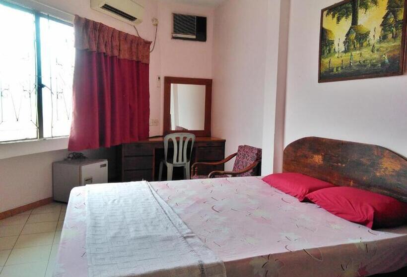 Номер Стандарт, New Budget Inn