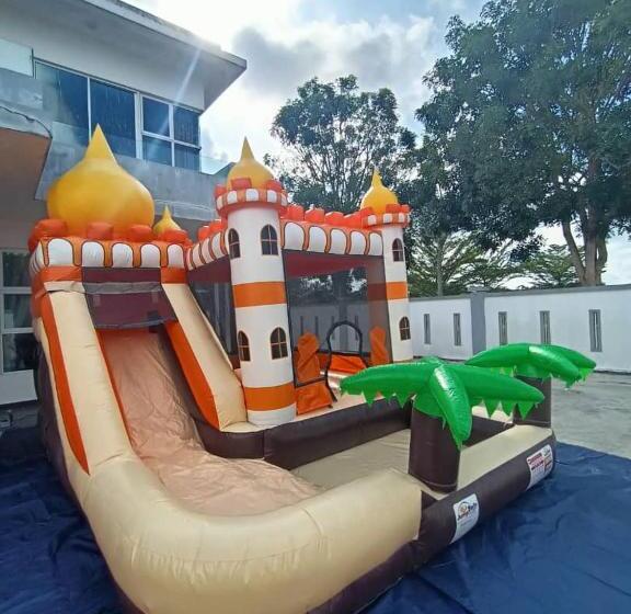Дом 1 Спальня, Lux Villa 6rm 12 To 22 Pax Wifi Netflix Bbq Steamboat Games Beach Water Park