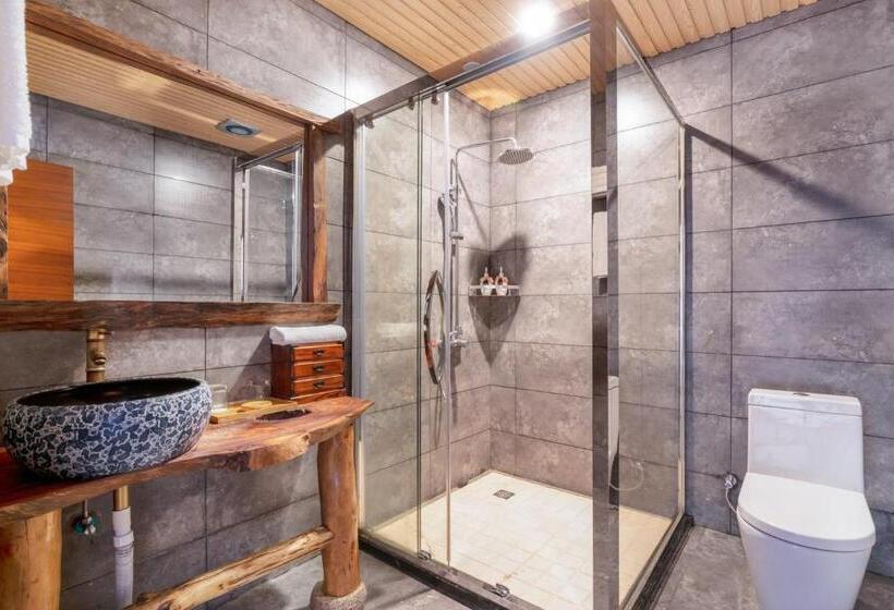 Номер Deluxe, Ridge Inn