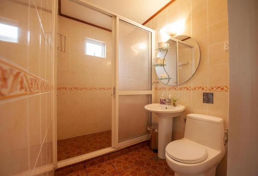 Номер Deluxe с Балконом, Sinurambi Bed & Breakfast   Mills Residence