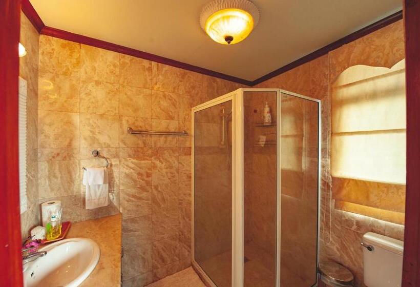 Семейный Номер, Sinurambi Bed & Breakfast   Mills Residence