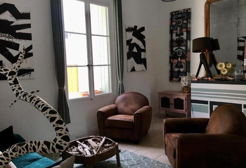 Номер Стандарт Вид на Сад, La Casa Deva   Maison D Artistes