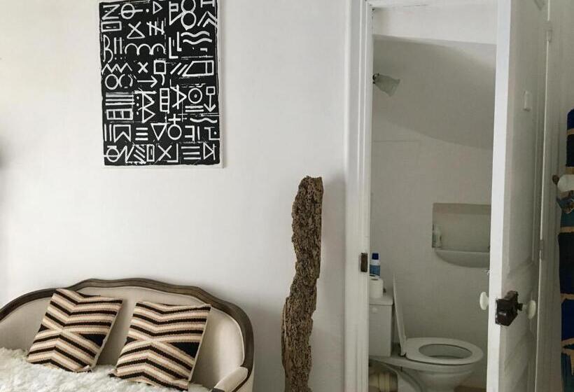 Номер Стандарт Вид на Сад, La Casa Deva   Maison D Artistes