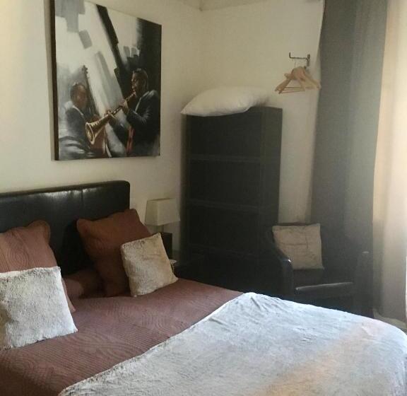 Номер Стандарт, Hôtel Saint Louis Chambres Et Appartement