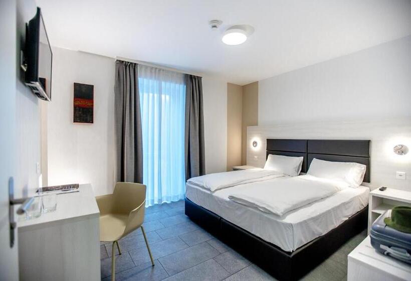 اتاق استاندارد, Miralago Locarno Easy Rooms