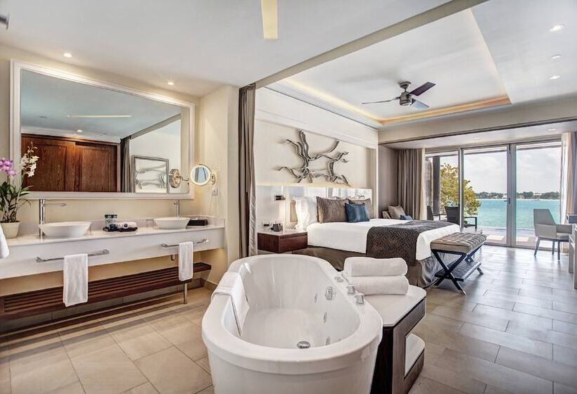 سوییت جونیور لوکس, Hideaway At Royalton Negril, An Autograph Collection Allinclusive Resort  Adults Only