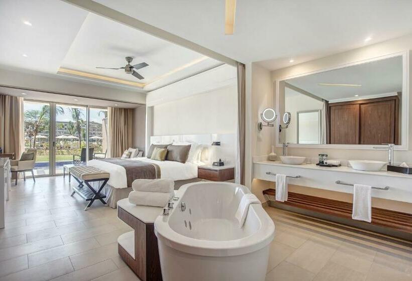 سوییت جونیور لوکس, Hideaway At Royalton Negril, An Autograph Collection Allinclusive Resort  Adults Only